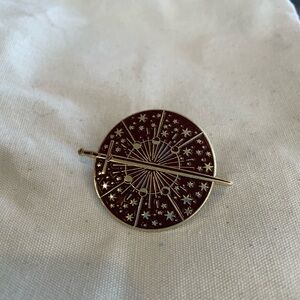 Gold and Black Starburst Pin